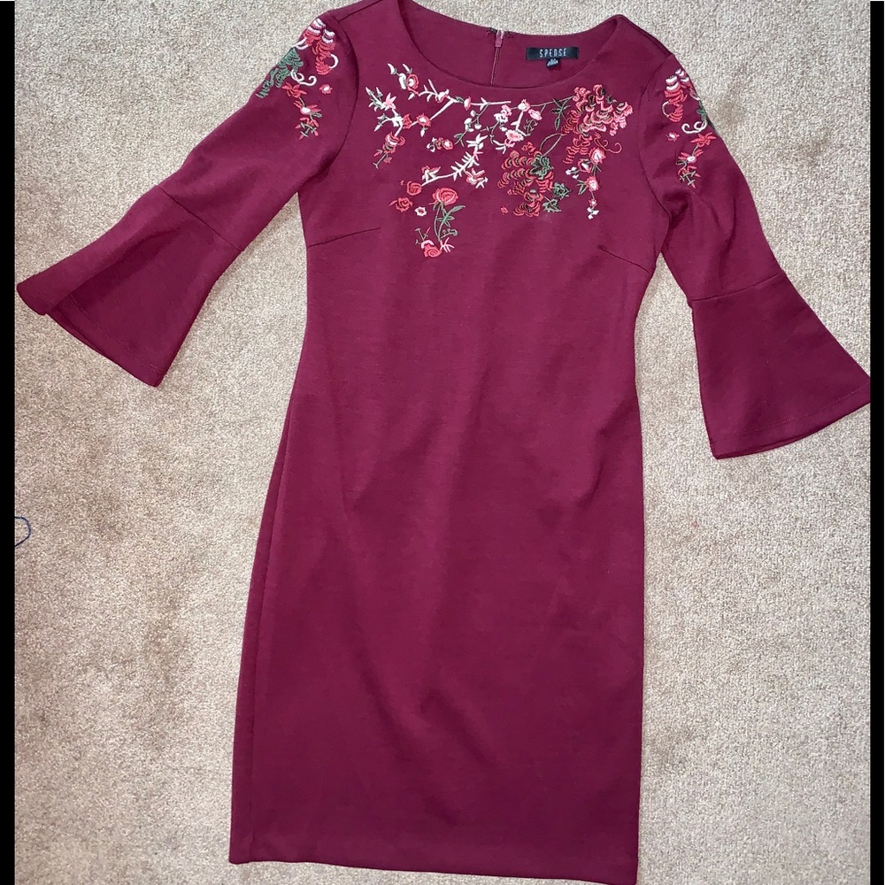 Size 4 (Will fit S or M) quarter length dress